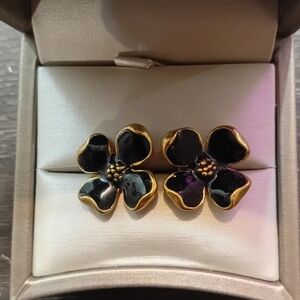 Elegant Black and Gold Flower Earrings